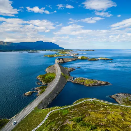 Storhytta 16p Norwegian Nostalgia By The Water * Врадал